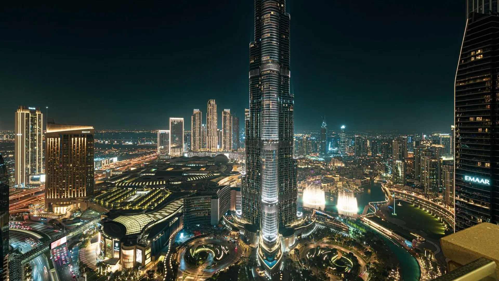 Brand-New 4Br Luxury Apartment With Burj Khalifa View And Direct Dubai Mall Access - Ps5 Included United Arab Emirates