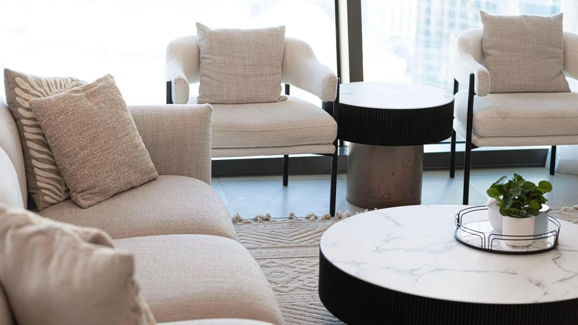 Brand-New 4Br Luxury Apartment With Burj Khalifa View And Direct Dubai Mall Access - Ps5 Included
